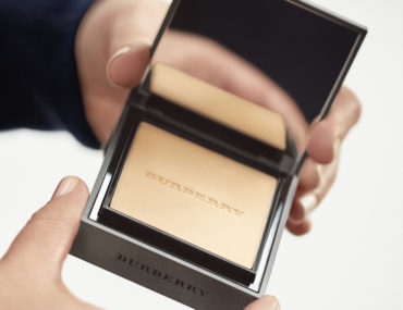 Burberry Cashmere Compact