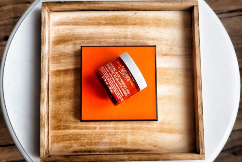 KIEHL'S - Turmeric & Cranberry Seed Energizing Radiance Masque- genialna maska !