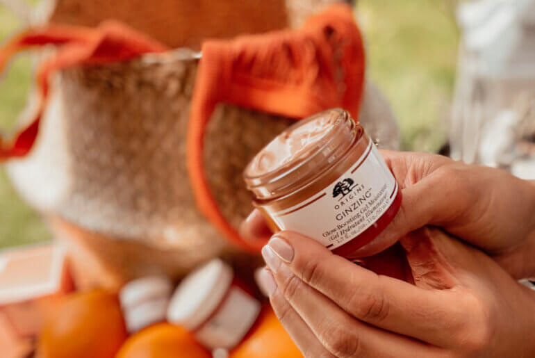 ORIGINS GINZING™ GLOW RADIANCE-BOOSTING GEL MOISTURIZER!